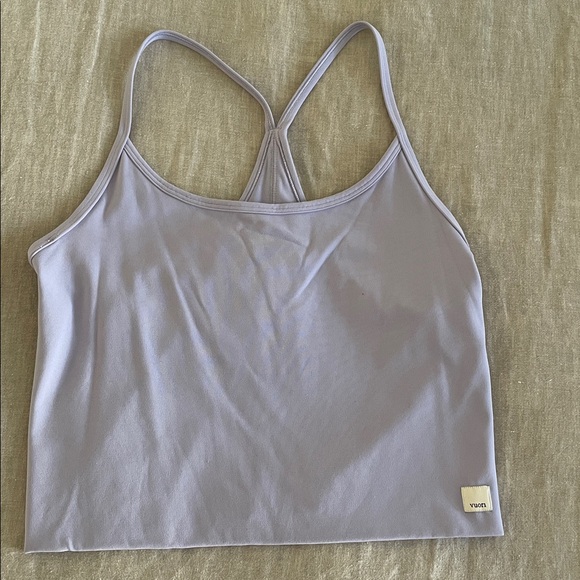Vuori AllTheFeels™ Tank in Lavender Mist - Picture 2 of 3